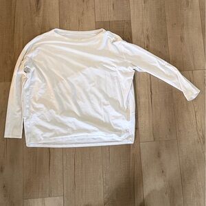 lululemon athletica White 3/4 Sleeve Top